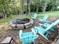 Farmhouse by the Lake with FAST Fiber Internet + Washer/Dryer! Hotels in Wolfe County