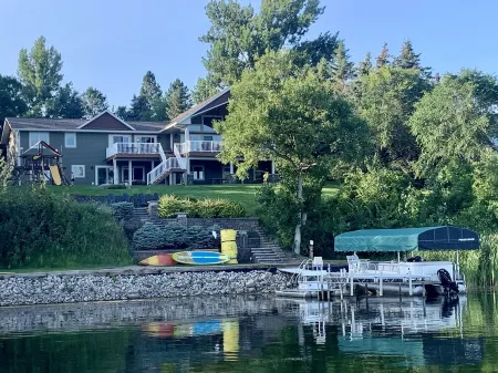 Family-Friendly Lakeside Retreat with Pontoon & Paddle Boat in Alexandria, MN