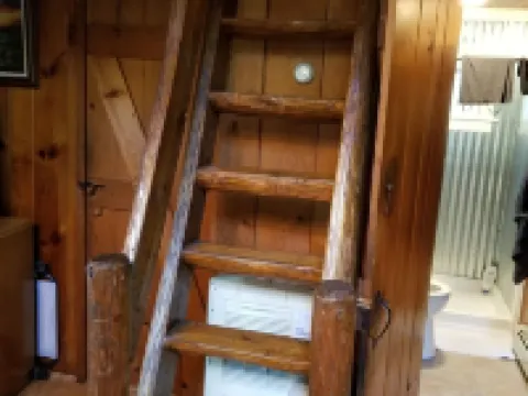 Log Cabin near Greenwood Lake. Minutes to AP Trl, Ren fair, Mt Peter, & Warwick 西米爾福德酒店