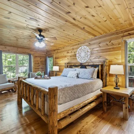 Cozy Cabin Near Helen + Hot Tub + Fire Pit + Game Room + More