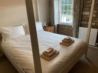 Gorgeous Listed Central  Cottage Abbey Views