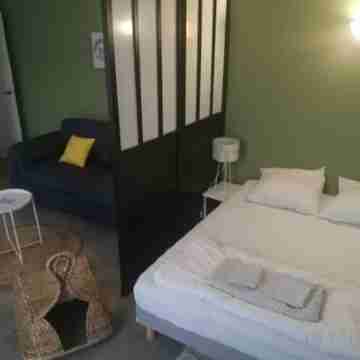 Appartement Bordeaux Centre, Accès Piscine Rooms