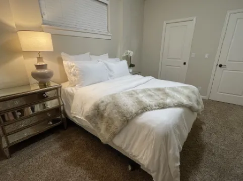 Cheerful 2 Bedroom Home in Eugene