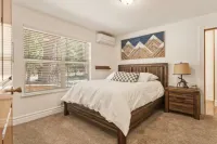 Spacious 4BR/3BA Family Home + Must See Game Room. Hotels in Graeagle