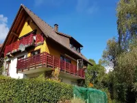 Tannehüsle large - quiet, with a south-facing view Hotels in Sankt Margen