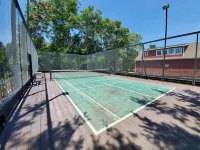 Gorgeous Harbor Country Cottage; PRIVATE HOT TUB; close to downtown/beach