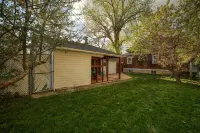 Walk to historic downtown, cozy, pets welcome! Hotel a Sheridan