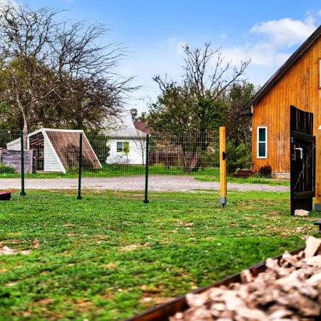 Tiny Cottage - Hill Country