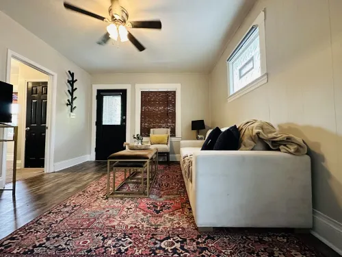 Lakewood Cozy Boho Apartment