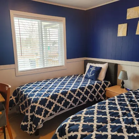 Your vacation starts here! Fully Furnished 3 bedroom home! Close to Ferry's!