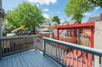Sophia's Garden Chalet-Quality/4BR/2B/3Car-P/HVAC/WIFI/WalkZ/College/Kid/UP to 8