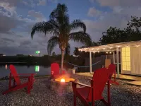 Welcome to Lakeview Oasis. Escape the city and embrace lakeside living.