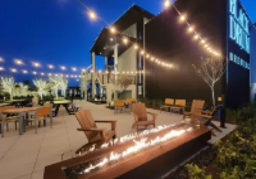 Beautiful 2 BedroomVilla in Kingston Resort