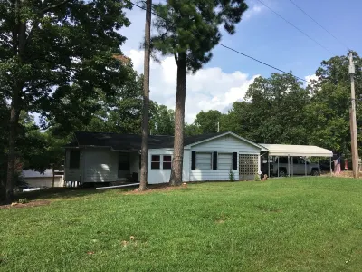 Fishing Retreat On Kentucky Lake