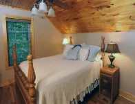 COOL COTTAGE AT 4800 FT  SLEEPS 8. GOOGLE MAP IS NOT CORRECT 10 MILES TO B ROCK