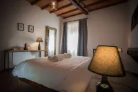SUITE WINE - Relax & Design in the Heart of the Valdorcia