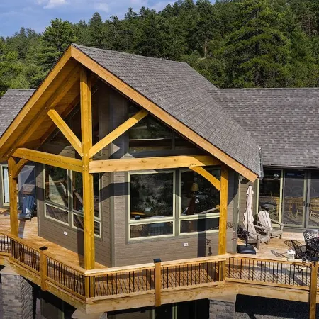 Luxury Timber Frame Mountain Cabin: Spectacular Chalk Cliffs and Canyon Views