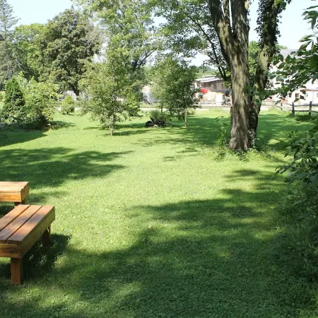 Lovely Devils Lake Cabin Baraboo Dells Huge Yard Skiing Best Location!