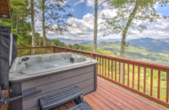Unbelievable Views, Hot Tub, Fire Pit, Fire Table, Indoor Fireplace