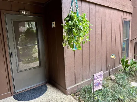 1st Floor 1Br/1BA Condo w/ Pool: Golf, Swim & Casino Nearby! Sunshine Oaks