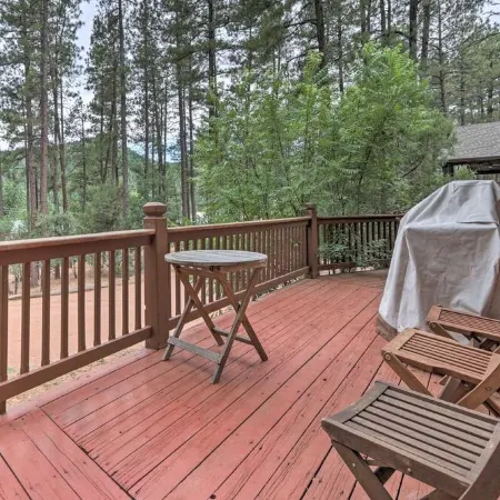 Luxury Cabin, Game Room, Firepit, Deck w/Mtn View, Trailer Parking & Family Time