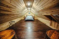 Country Cottage on the Bourbon Trail, near Bardstown, Peaceful, Family, Couples