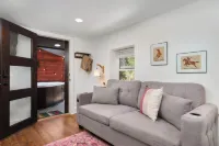 The Bungalow: Ultimate Relaxation in the Mountains