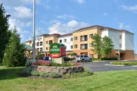 Courtyard Indianapolis South Hotels near Walmart Supercenter