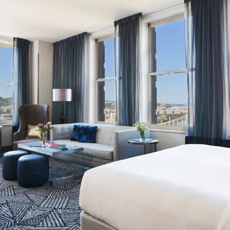 Renaissance Pittsburgh Hotel