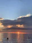 Naples Beach condo. First floor easy access- Walk to Vanderbilt Beach