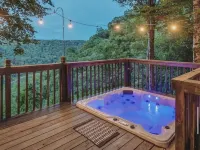 2 Lux Cabins and Treehouse on 50 acres Stunning Lake Views, Fire Pit and Hot Tub