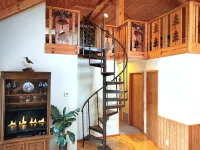 Serene Sunset View Lakehouse Near Cascade Mountain Hotels in Packwaukee