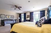 6000sf Luxury Home on Main Lake Cove – minutes off I-85 Các khách sạn ở 