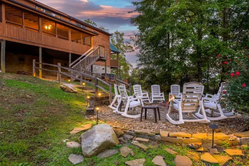 WHEELCHAIR ACCESSIBLE, 4 King Suites, Close to Pigeon Forge, WOW Views! - 4 ดาว