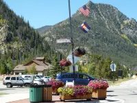 Log Home Great for Families!  Walk to Frisco Main Street. Near Copper Mtn.