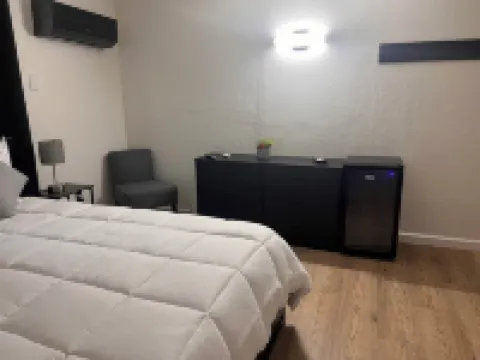 Cozy home away from home, close to lake and casinos 布爾黑特市住宿飯店