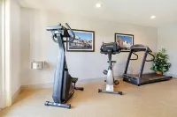 Best Western Cedar Inn  Suites - Gym