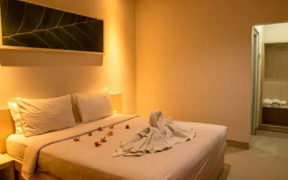 Jatianyar Residence Hotels near Sidakarya