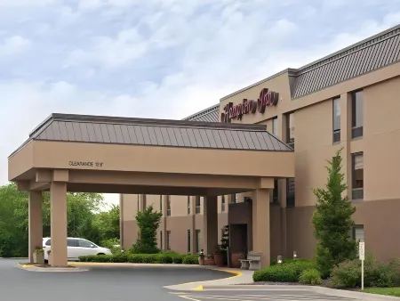 Hampton Inn Janesville Отели в г. Эджертон