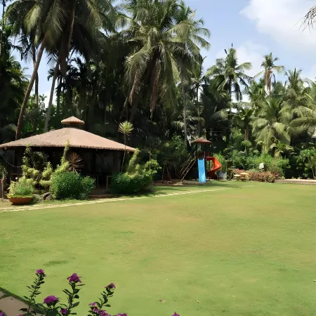 Raj Resort