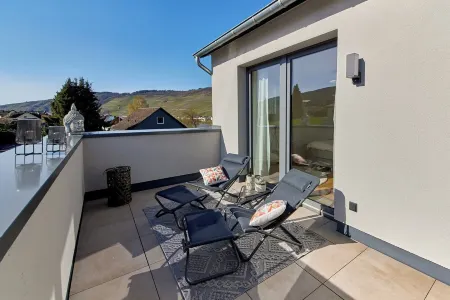 *Direct Moselle view*95sqm penthouse*New building*Quiet*Terraces*