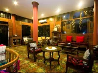 Ruen Tubtim Hotel Hotels in Nakhon Luang
