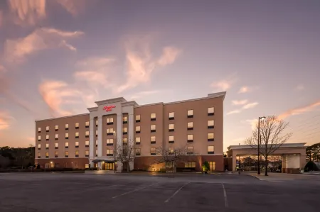 Hampton Inn Greenville Отели в г. Чикод