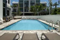 Hampton Inn Delray Beach - Pools