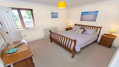 Oysters | Sleeps 6 | Modern Villa & Dog Friendly Hôtels à : 