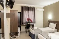Astor Hotel Hotels in Бауру
