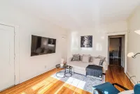 2min->Coolidge&GreenT/King Bed/Full Kitchen/Arcade