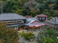 Senzairou Hotels in Kaizu