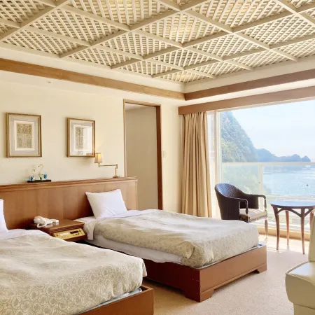 Nishiizu Crystal View Hotel