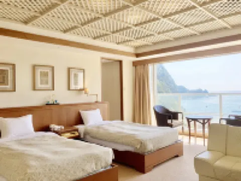 Nishiizu Crystal View Hotel